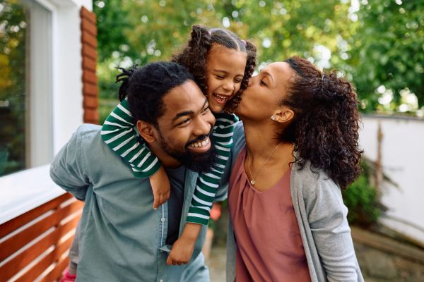 What’s The Difference Between A Family Dentist And A General Dentist?