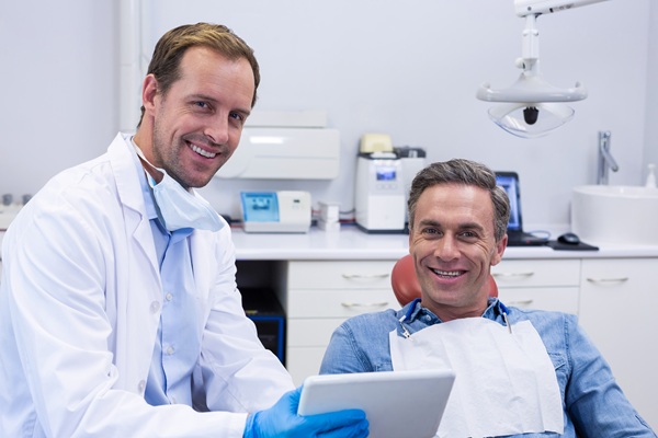 How A Same Day Dentist Can Treat A Loose Tooth